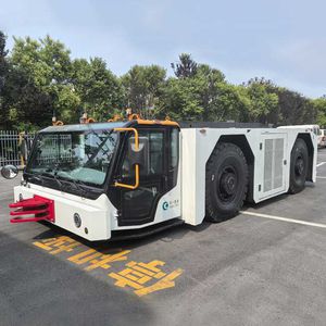 拖曳牵引车