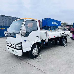 自推式飞机污水车