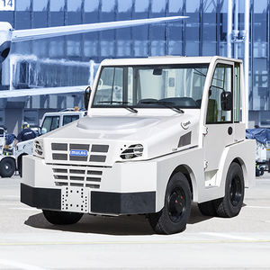 拖曳牵引车