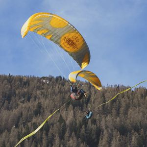 运动滑翔伞