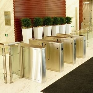 带读卡器自助登机门