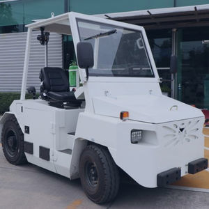拖曳牵引车