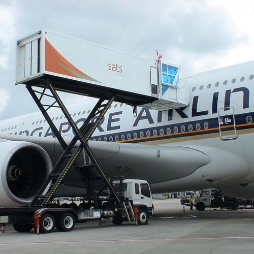 无障碍旅客登机设备 / 自推式 - A380 - AEROMOBILES PTE LTD - 行动不便人士用 / 机场