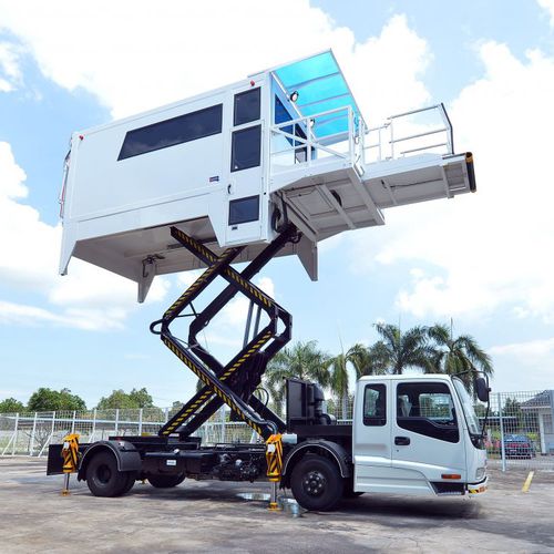 无障碍旅客登机设备 / 自推式 - AEROMOBILES PTE LTD - 行动不便人士用 / 机场