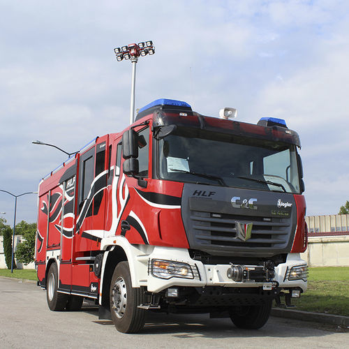 机场消防车 - HLF  - ALBERT ZIEGLER GMBH - 快速干预 / 带有伸缩水炮