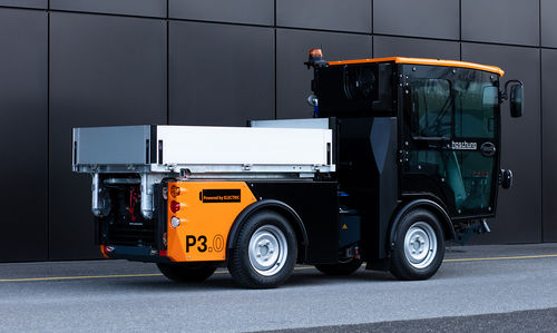 机场铲雪车 - Pony P3.0 - BOSCHUNG AIRPORT DIVISION - 机场跑道 / 带有扫刷