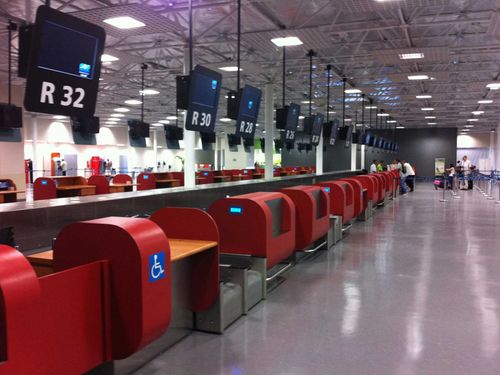 行李登机办理终端 - CASSIOLI AIRPORT DIVISION - 落地 / 机场