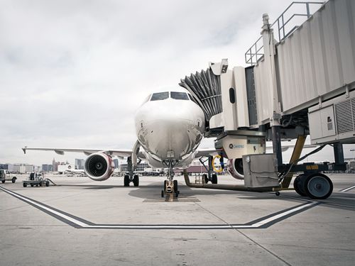 固定地面电源装置 - series 2500+ powerpack i-connect - CAVOTEC AIRPORT DIVISION - 舷梯下安装 / 跑道 / 飞机