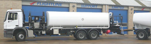 自推式飞机加油车 - FLIGHTLINE SUPPORT LTD - 机场