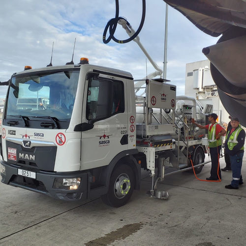 机场泵式加油车 - MAN TGL 8.160 - FLUID TRANSFER INTERNATIONAL LTD. - 卡车安装式