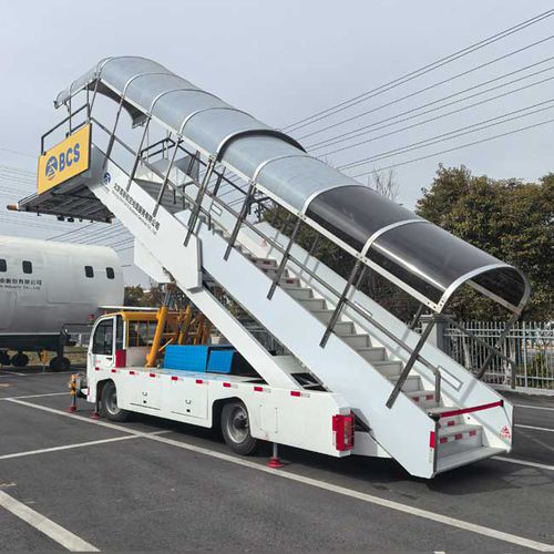 登船梯 - JSTY5080KTE  - Jiangsu Tianyi Aviation Industry Co., Ltd. - 自推式 / 飞机 / 乘客