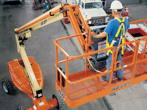 工作升降平台 - EC600SJ - JLG EMEA BV - 伸缩 / 单杆 / 机场
