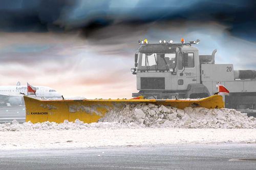 机场跑道铲雪车 - VAMPIR KL 620 - KAHLBACHER MACHINERY GMBH - 倾斜刀板