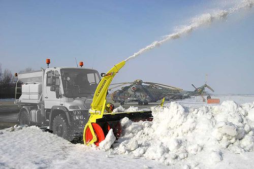 卡车安装式吹雪机 - KFS 950 series - KAHLBACHER MACHINERY GMBH - 跑道