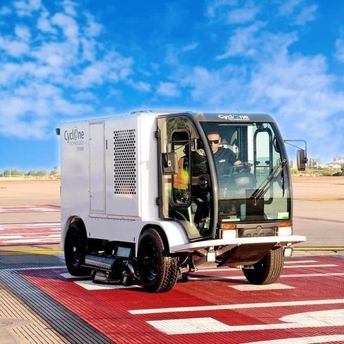 机场跑道清洁设备 - CY5 series - CYCLONE TECHNOLOGY - 卡车安装式 / 表面清洁 / 水刀