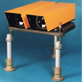 跑道灯 - Two Projector - RESEARCH ENGINEERS - PAPI / 机场 / LED式
