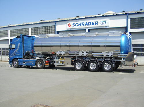 自推式飞机加油车 - SCHRADER T+A FAHRZEUGBAU GMBH & CO. KG - 机场
