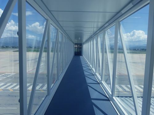 乘客登机桥 - BL - TK Elevator Airport Solutions - 可拆卸 / 玻璃墙 / 前鼻门