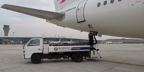 自推式飞机污水车 - WGWS GWS - WEIHAI GUANGTAI AIRPORT EQUIPMENT CO., LTD - 机场