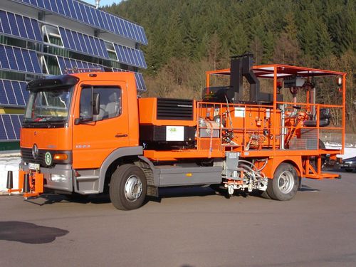 卡车安装式标线机 - WTSE 800 - Winter Markiertechnik GmbH - 用于热熔塑料 / 跑道