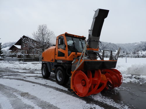 自推式吹雪机 - Rolba R1500 - ZAUGG AG EGGIWIL - 机场
