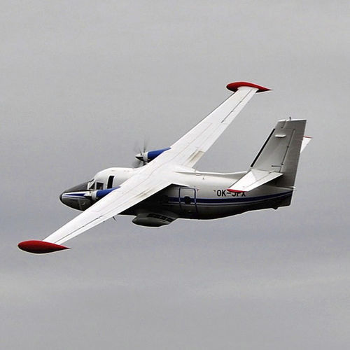 商务飞机 - L 410 UVP-E20 - AIRCRAFT INDUSTRIES, A.S. - 私人 / 双引擎 / 涡轮螺旋桨