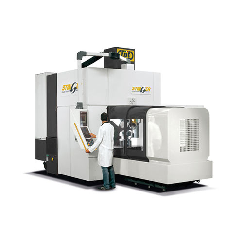 CNC数控铣床 - STINGER - FPT INDUSTRIE SPA - 立式 / 用于航空工程 / 5轴及以上