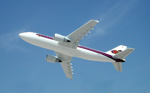 飞机模型 - Airbus A300s - Bader models