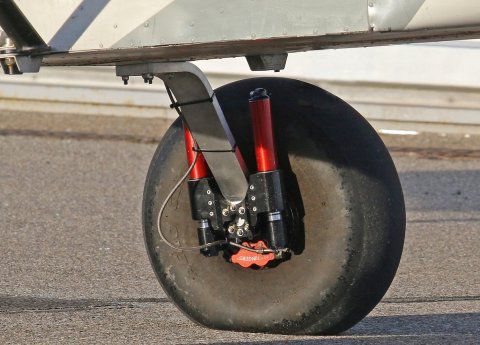飞机挡轮器 - BERINGER AERO - 橡胶 / 双