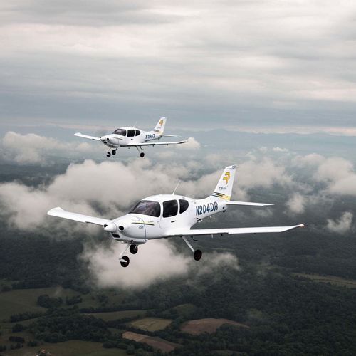 训练用飞机 - TRAC10 - CIRRUS Aircraft - 单引擎 / 活塞发动机 / 3人