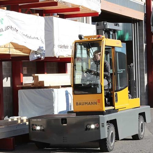 柴油叉车 - HX series - Baumann Srl - 坐驾式 / 4轮 / 侧面