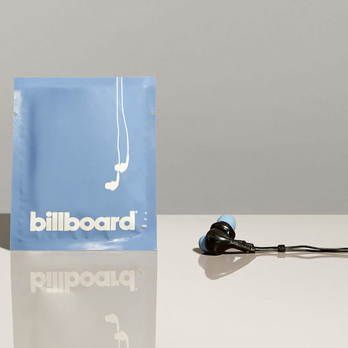 乘客耳机 - BILLBOARD   - BUZZ - THE INFLIGHT EXPERIENCE...