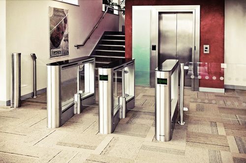 带读卡器自助登机门 - EasyGate DG/DR - Cominfosec - 机场