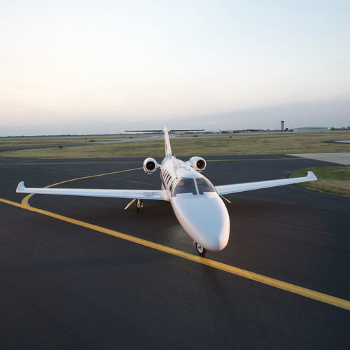 私人飞机 - Citation M2® Gen3™ - CESSNA AIRCRAFT COMPANY - 商务 / 双引擎 / 0~10人