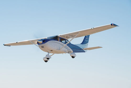 旅游用飞机 - Turbo Skylane® - CESSNA AIRCRAFT COMPANY - 单引擎 / 活塞发动机 / 4人座