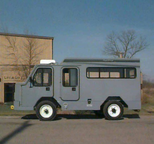 机场摆渡车 - APV - Lift-A-Loft Corporation - 6-10人
