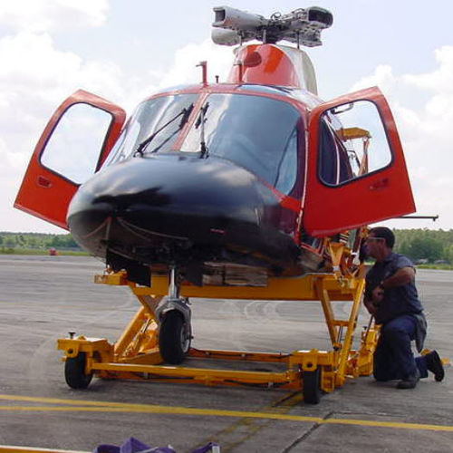 直升机运输车 - AW 109 - O.M.A.R. Technology - 机场