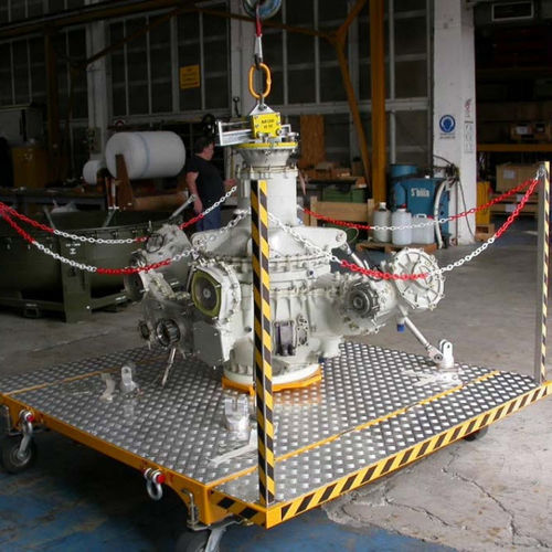 飞机维修推车 - NH 90 - O.M.A.R. Technology