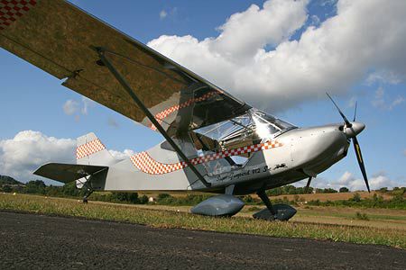 双人超轻型飞机 - SG 10A - AERO SERVICES -GUEPARD - 四冲程发动机 / 训练用 / 单引擎