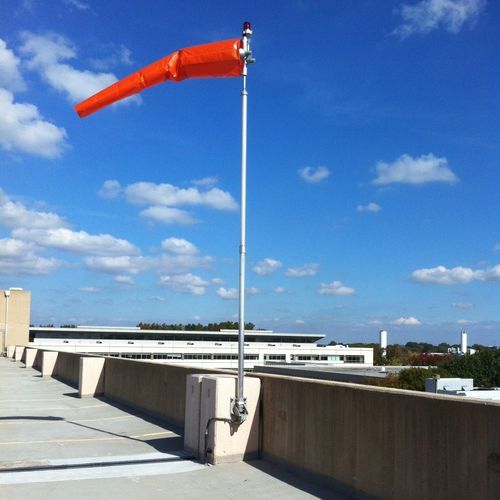 直升机停机坪风向袋 - Heliport Systems Inc. - 带风杆 / 带内部照明