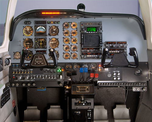 飞行模拟器 - SIMCOM Aviation Training - 训练 / 驾驶舱