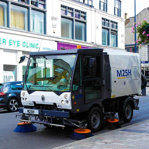 机场扫地机 - M25H - Scarab Sweepers Limited - 卡车安装式 / 紧凑型