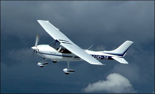双人超轻型飞机 - SKYLANE - AirLony - 四冲程发动机 / 运动 / 单引擎
