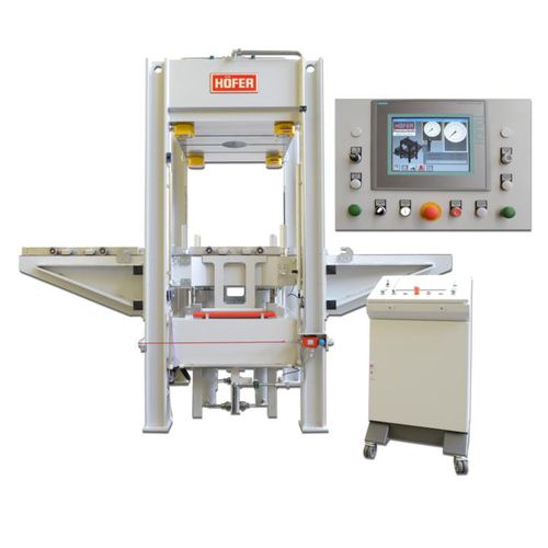 液压压机 - RTM   - HÖFER PRESSTECHNIK GMBH - 成形 / 用于航空航天业