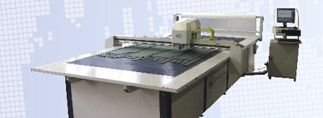 多种材料切割机 - SK25 - KURIS SPEZIALMASCHINEN GMBH - 刀具 / 用于航空航天业 / CNC数控
