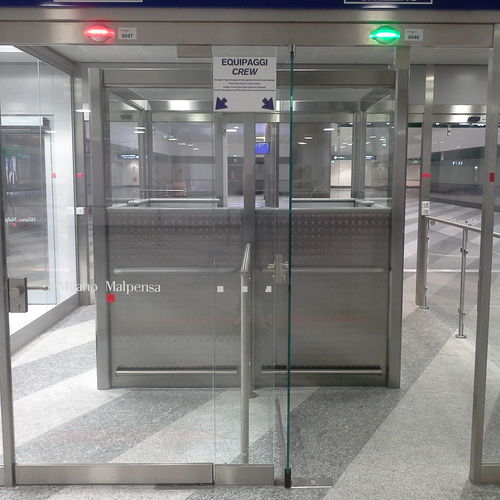 海关检查柜台 - Malpensa T1 & T2 - Varese - CUTINI GROUP SRL - 公安检查 / 机场
