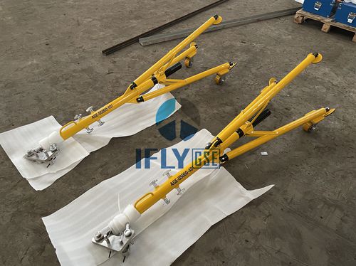 飞机千斤顶 - AGE-05060-401 - Shanghai Ifly GSE Co.,Ltd. - 三脚